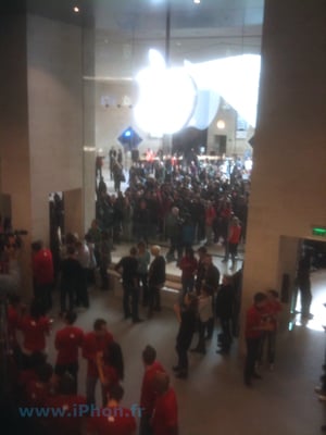 attente-louvre-int.JPG