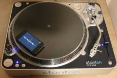 DJ-iphone-platine.jpg