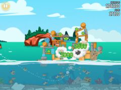 free iPhone app Angry Birds Seasons