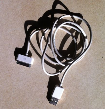 cable-prise-branchement-nouvel-iphone-ipad-ipod-2.jpg