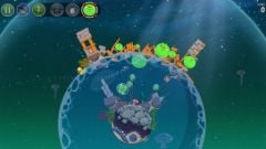 free iPhone app Angry Birds Space