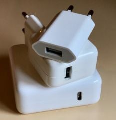 quel-chargeur-charge-rapide-iphone-8-iphone-X-prendre.jpg