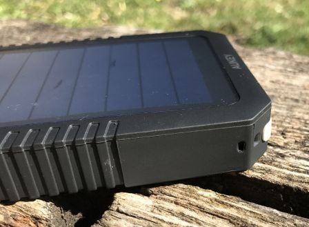 test-avis-batterie-solaire-iphone-7.jpg