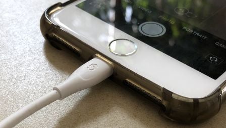 avis-test-cable-lightning-syncwire-unbreakcable-iphone-ipad-10.jpg, 2011 avis-test-cable-lightning-syncwire-unbreakcable-iphone-ipad-10.jpg
