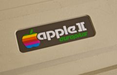old-apple-logo.jpg