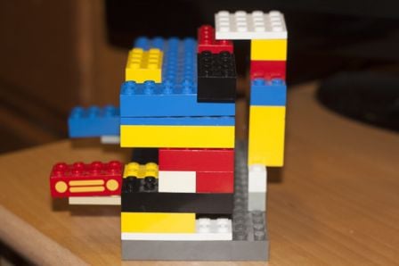 iPhone-et-Lego-pour-fabriquer-son-scanner-de-negatifs-photos-3.jpg