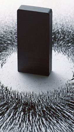 iphone12.jpg