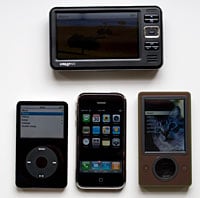 iphone-ipod-compare.jpg