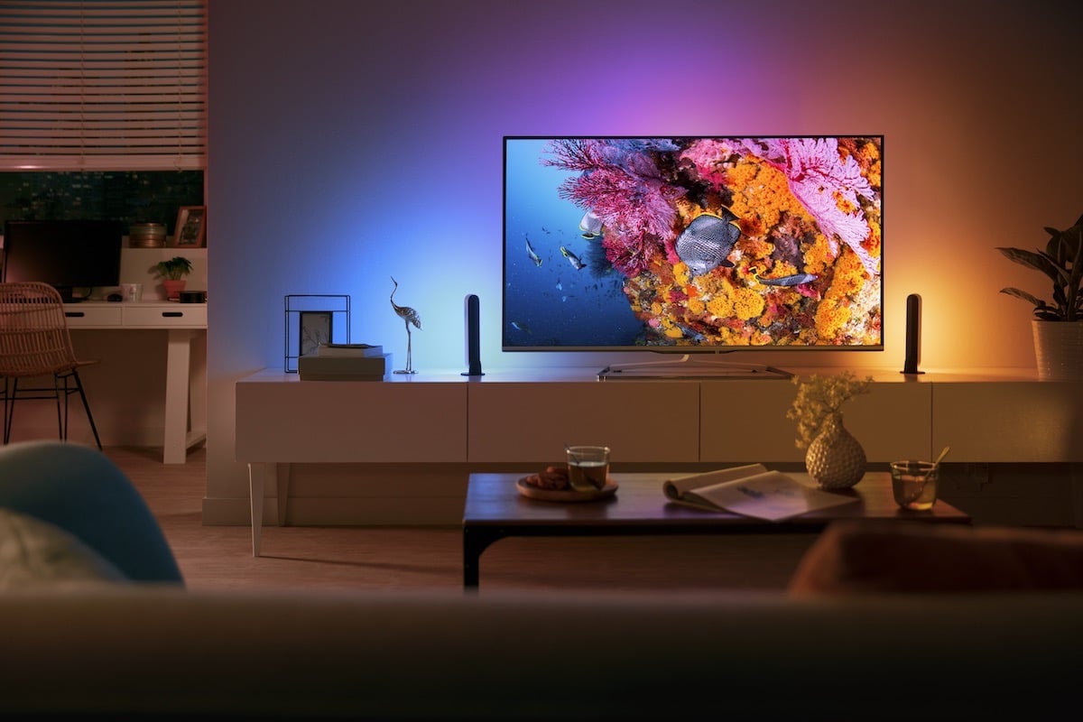 Philips ambiance le salon avec de nouvelles lampes connectées : Hue Signe  et Play