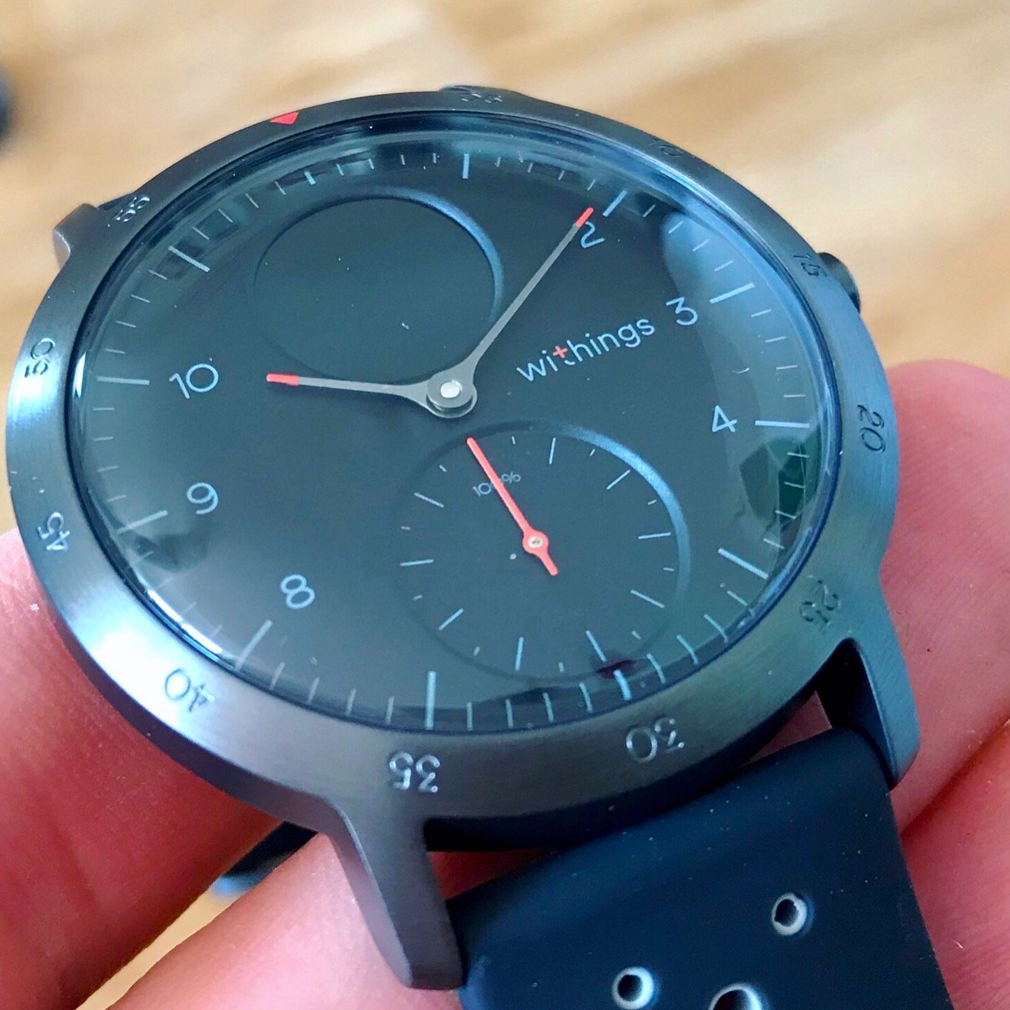 Test : Steel HR, la première montre Withings avec capteur cardiaque