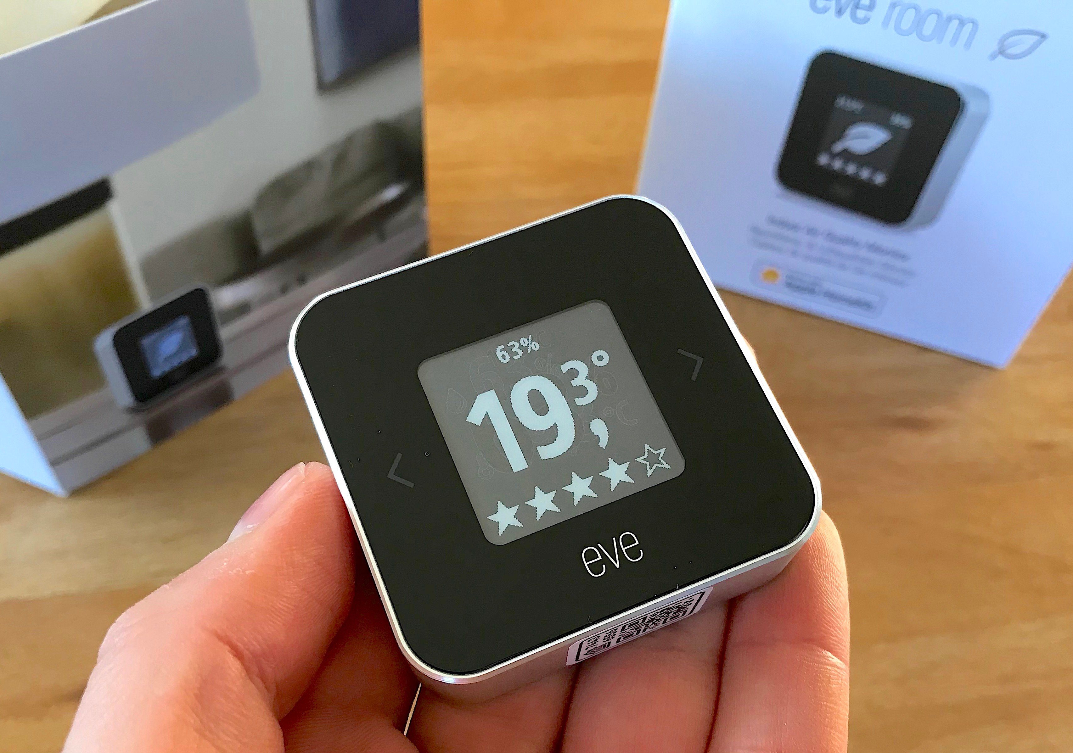Promo flash courte -25 % / Test du Eve Room v2 : capteur air et température  avec écran, compatible HomeKit/Siri