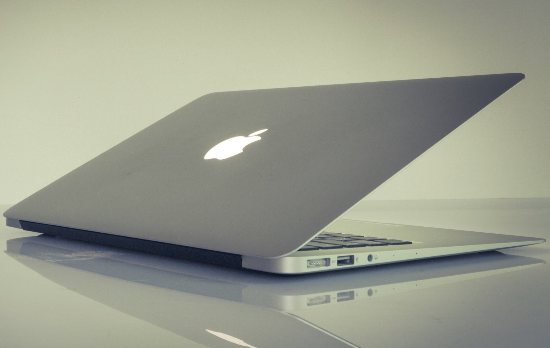 Changer batterie MacBook Air 13 : tutoriel de réparation