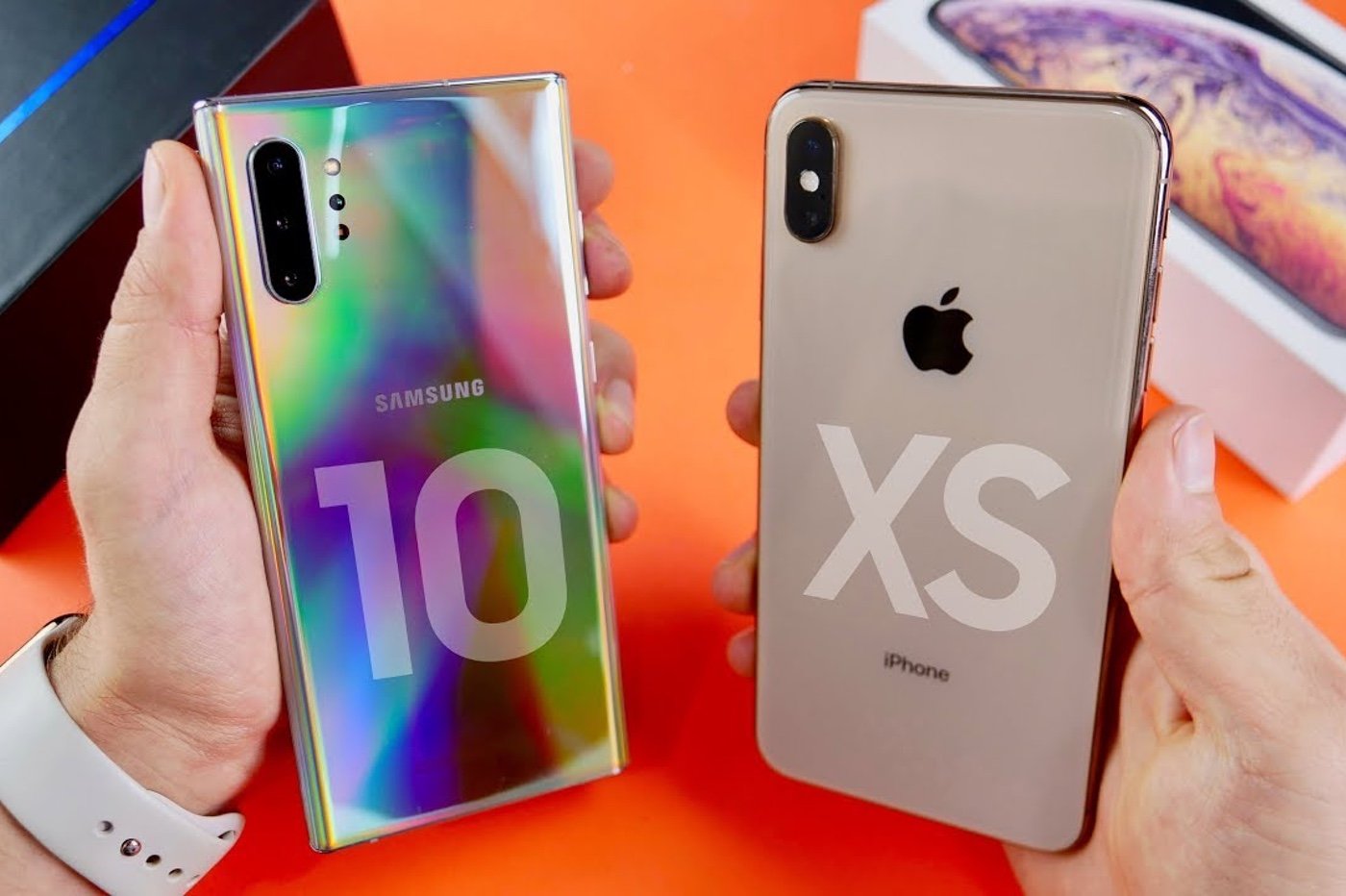 Galaxy Note 10+ vs iPhone XS Max