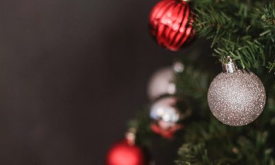 Boules et sapin de Noël