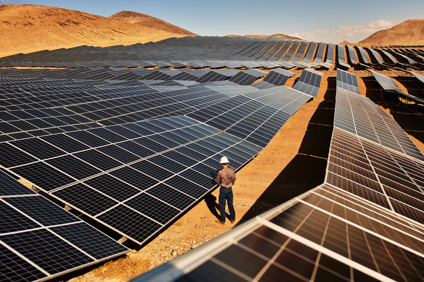panneaux solaires dans le desert