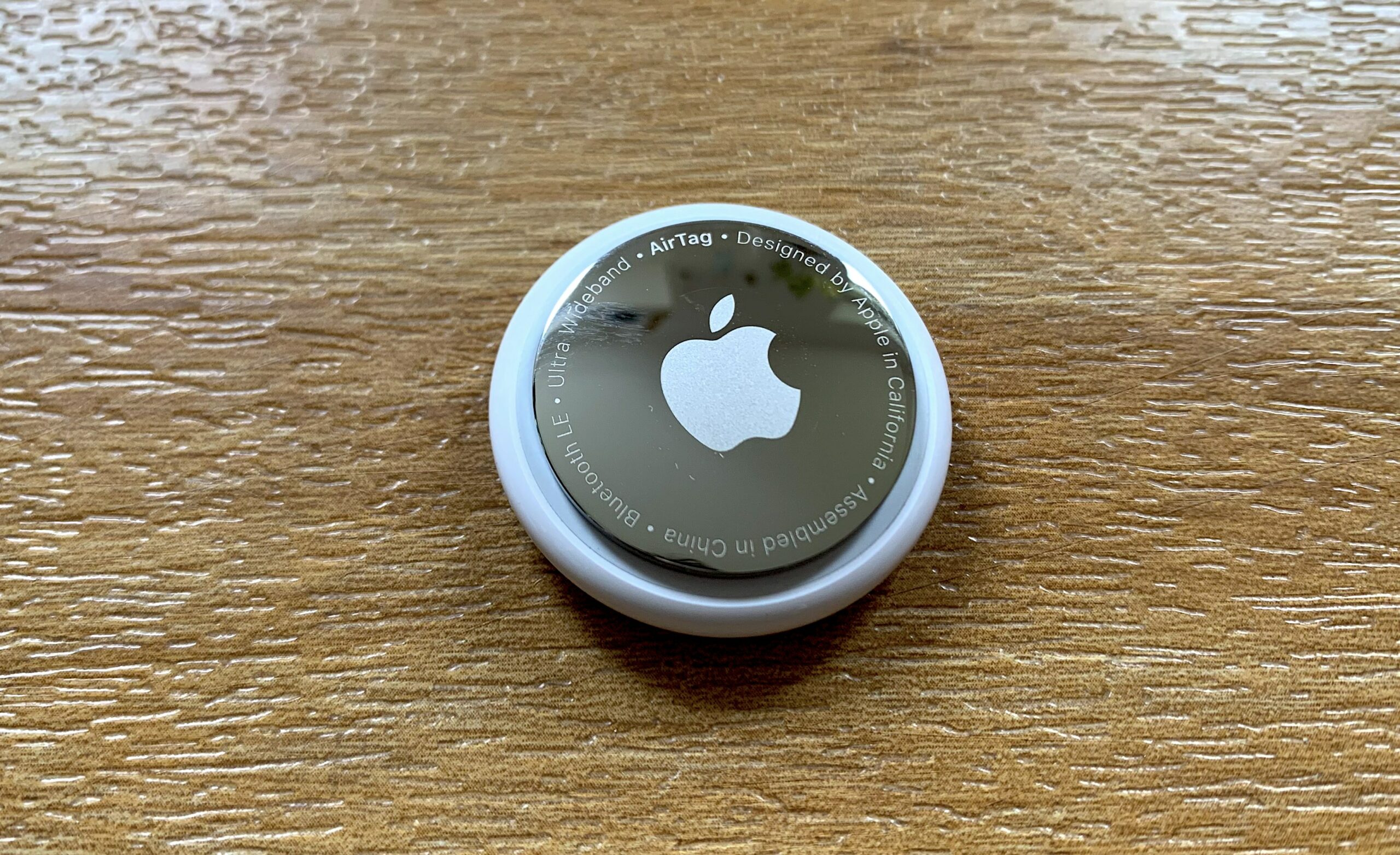 Apple AirTag dos