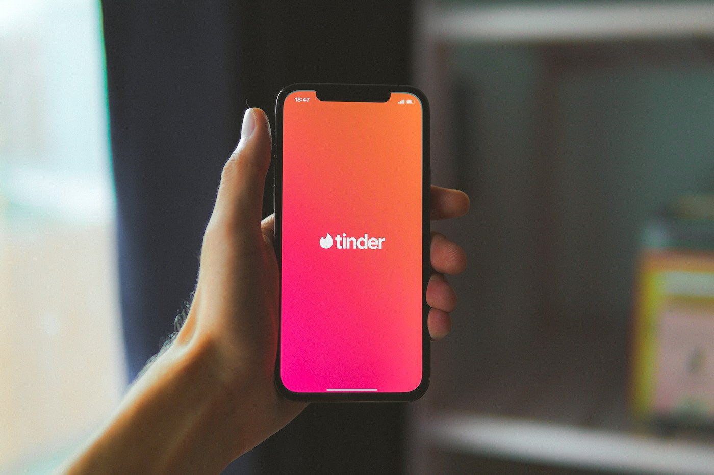 Tinder iPhone