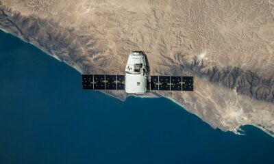 Satellite mer espace