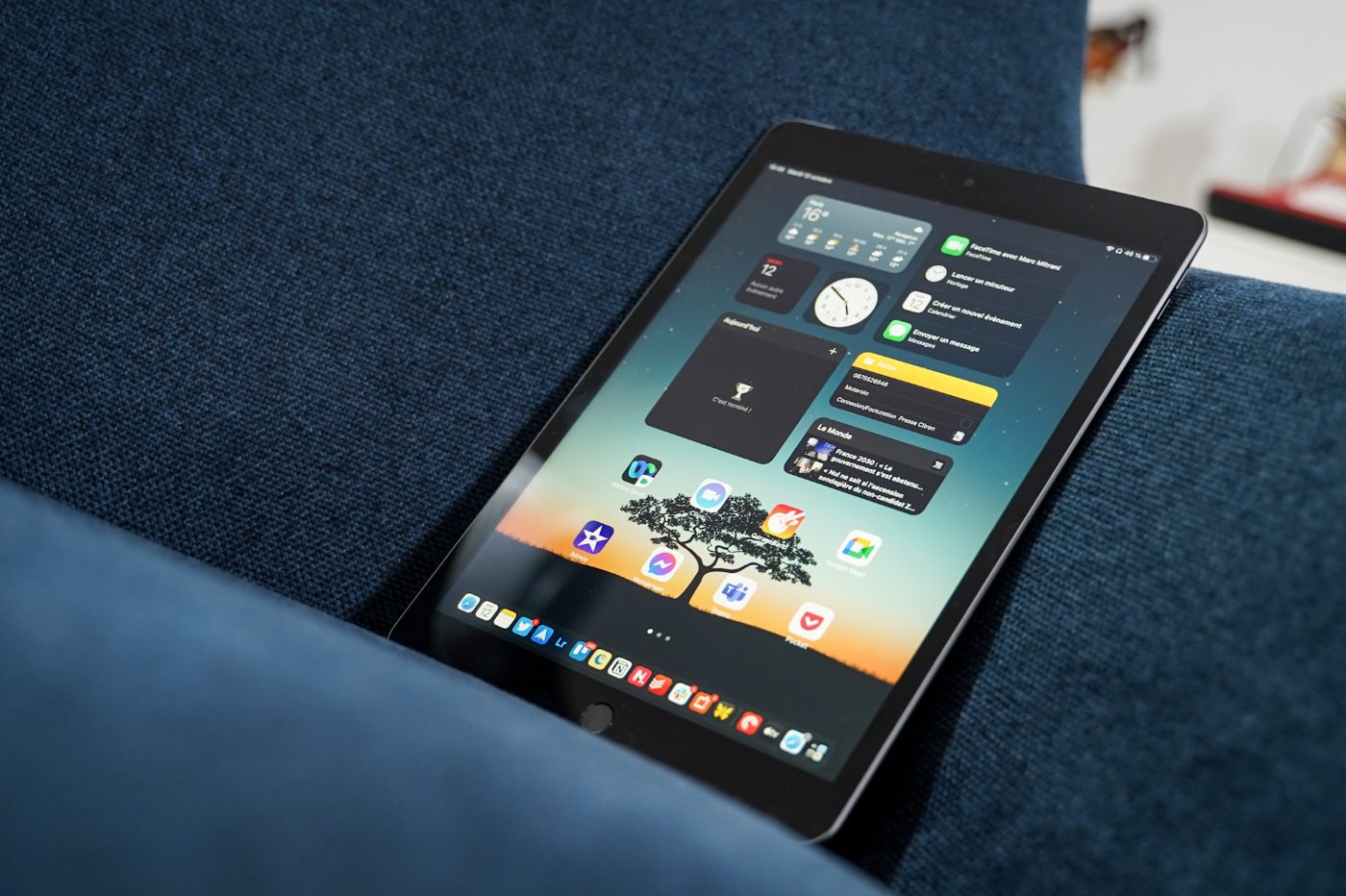 APPLE 10,9 WiFi 64 Go Bleu (10e gen.) - iPad Pas Cher