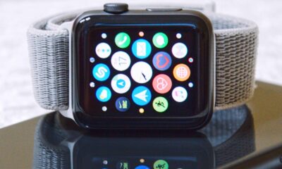 Apple Watch posée sur un iPhone