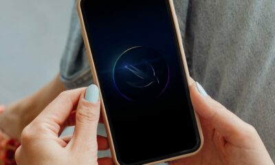 Fond d'écran WWDC 2022 Basic Apple Guy