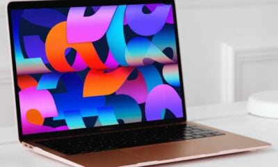 Fond d'écran Apple Studio Display sur MacBook