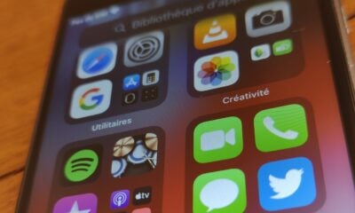 iPhone 8 FaceTime Twitter iMessage Photos Google VLC Spotify Safari iOS