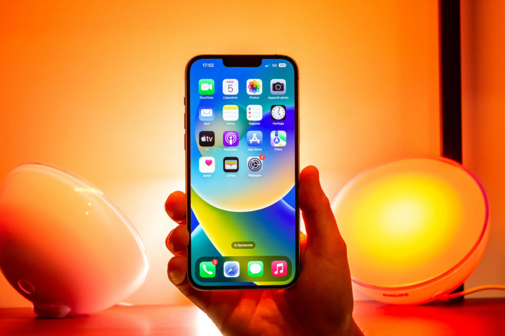 APPLE IPHONE 13 Pro Max 128 Go or (Comme Neuf) Sans Aucune Rayer
