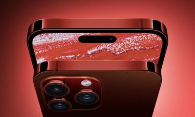 iPhone rouge sombre vue dessus