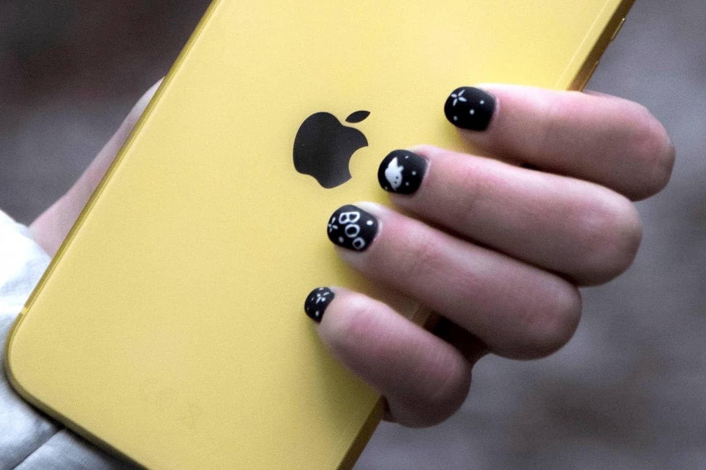 iPhone 11 jaune