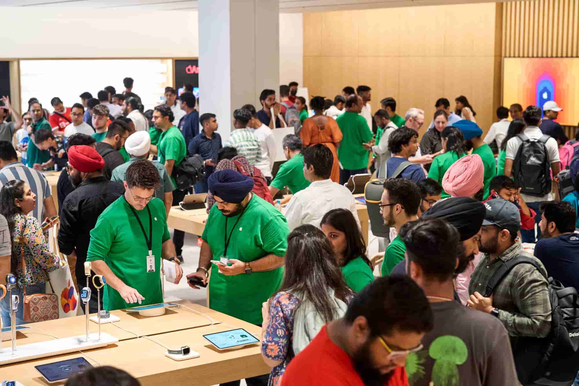 Apple Store Saket New Delhi