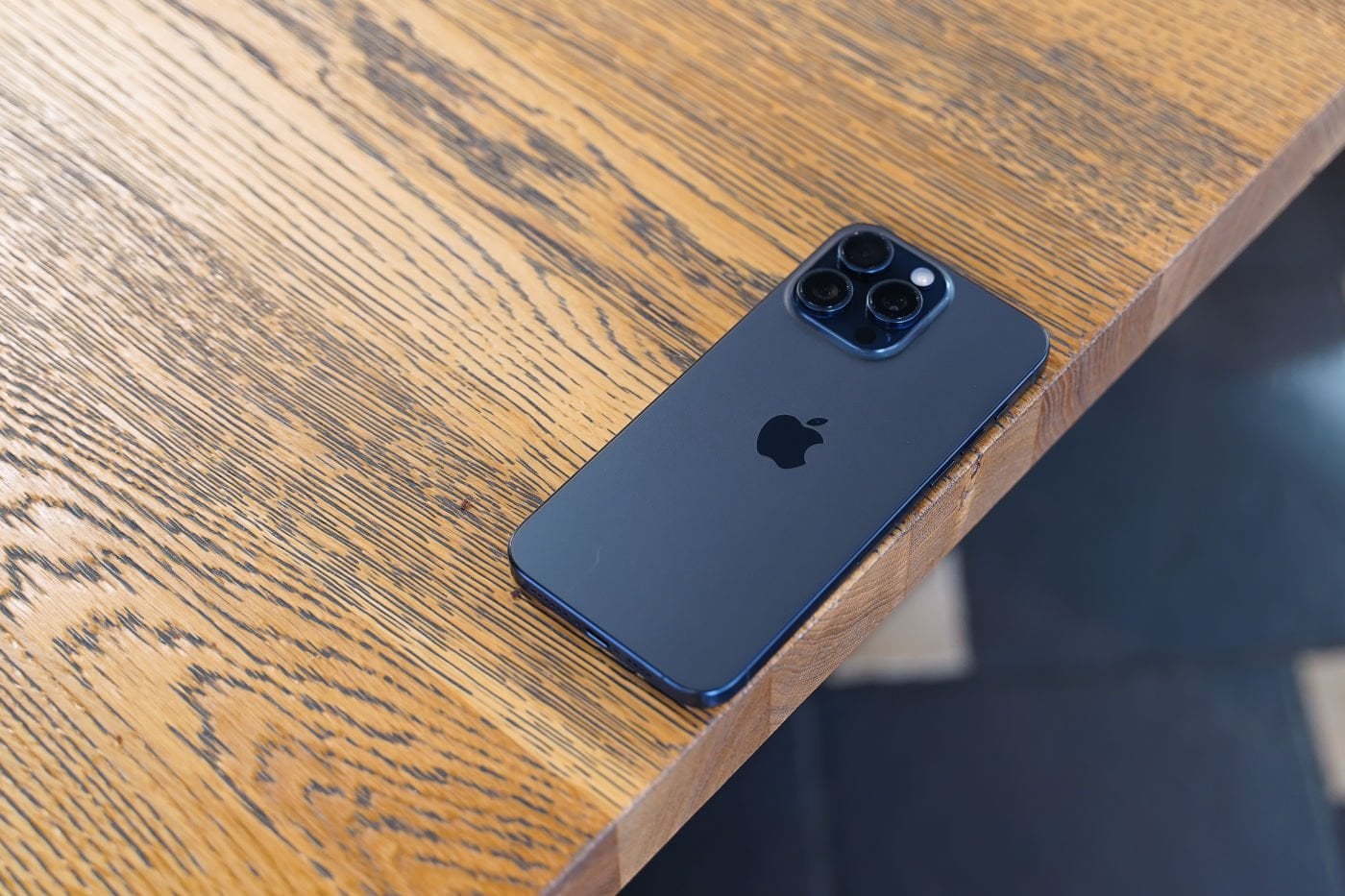 iPhone 15 pro max apple