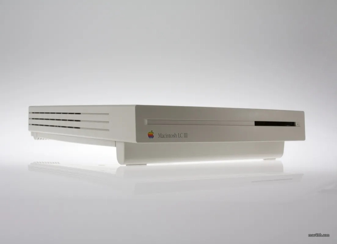 Macintosh LC III (1993