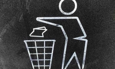 Jeter poubelle trash