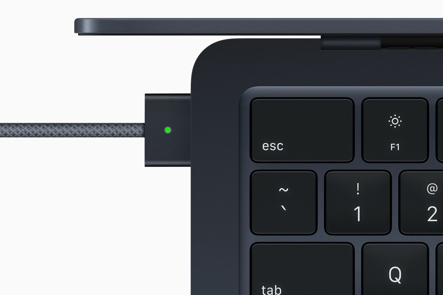 MacBook Air M2 MagSafe