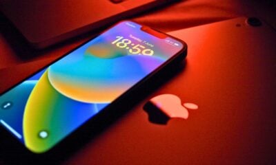 iPhone macbook air pro unsplash