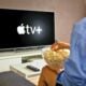 Apple tv+ apple tv streaming films série pop corn canapé