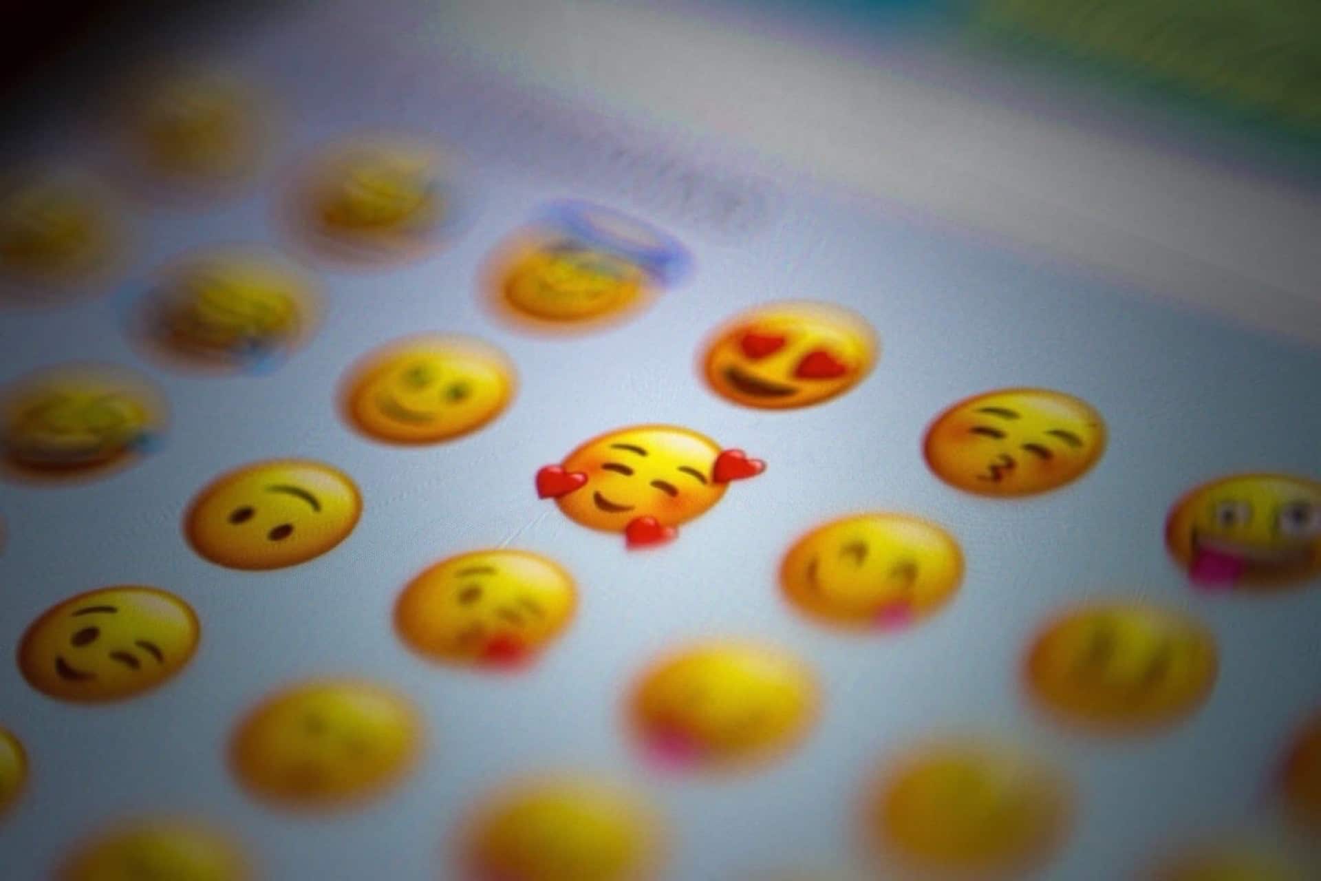 Émojis, émoticônes, smileys