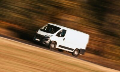 Livreur renault traffic vive allure min