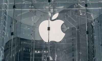 Apple store transparent zoom min