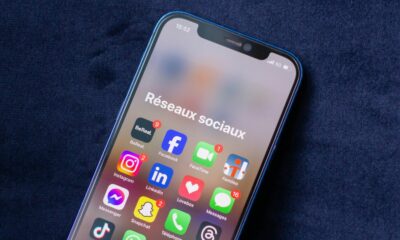 iPhone réseaux sociaux