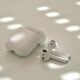 AirPods Apple
