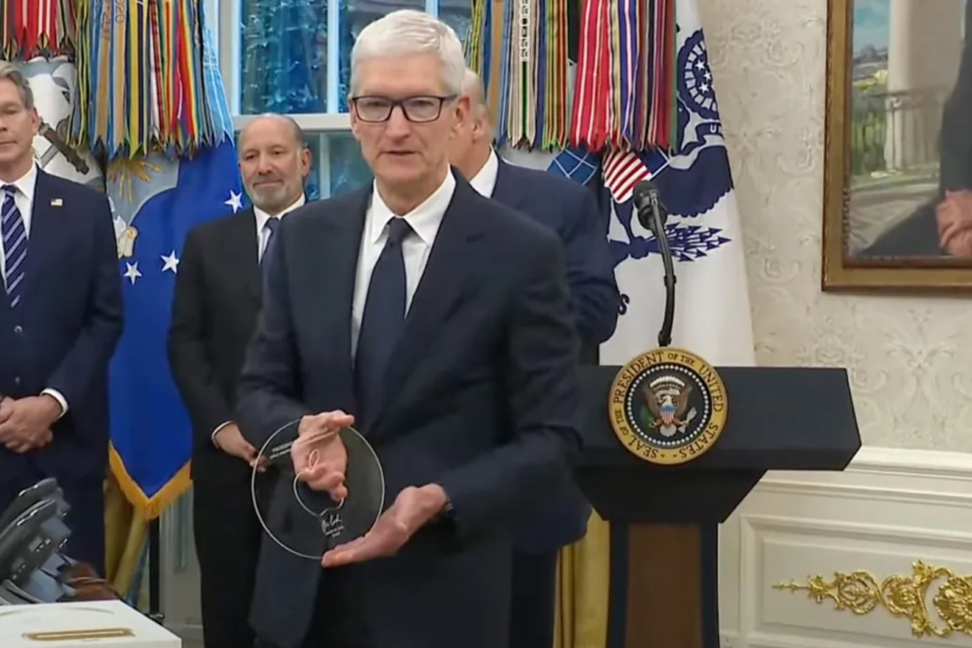 Tim cook apple