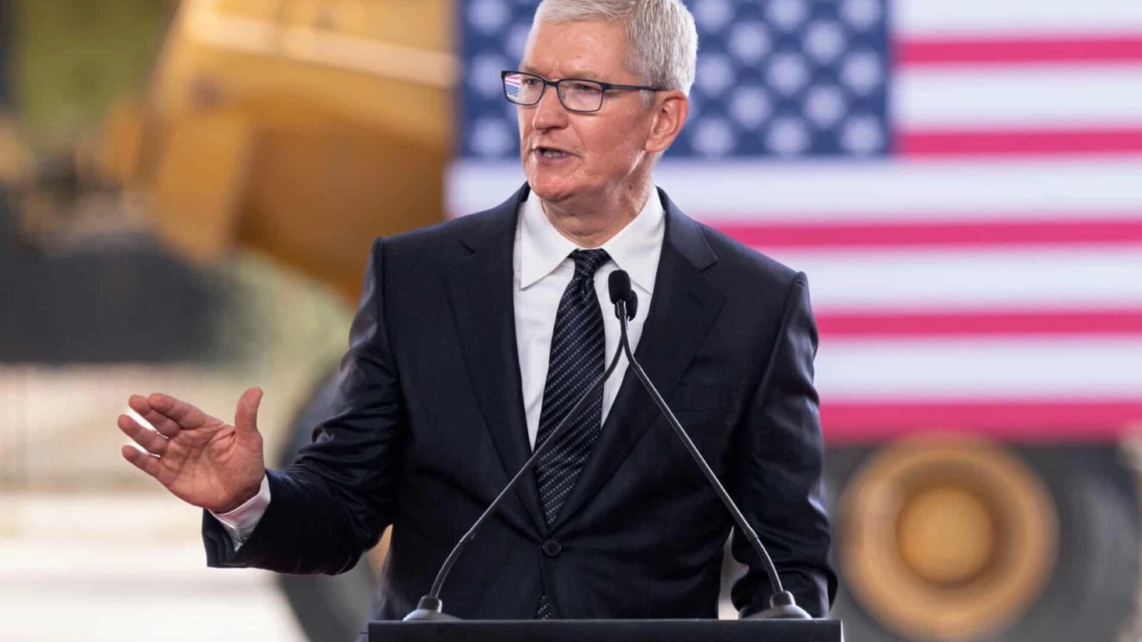 Tim Cook se dit prêt à tous les investissements pour qu'Apple réussisse ...