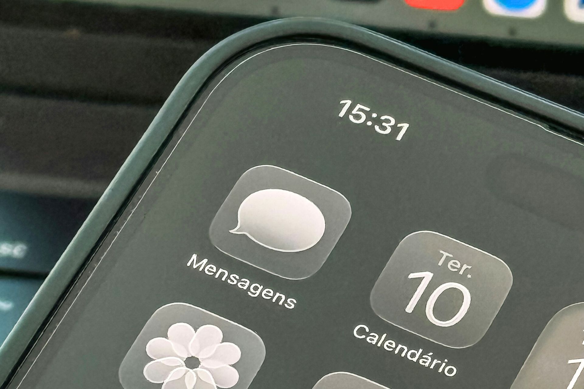 iOS 26 Liquid Glass (3)