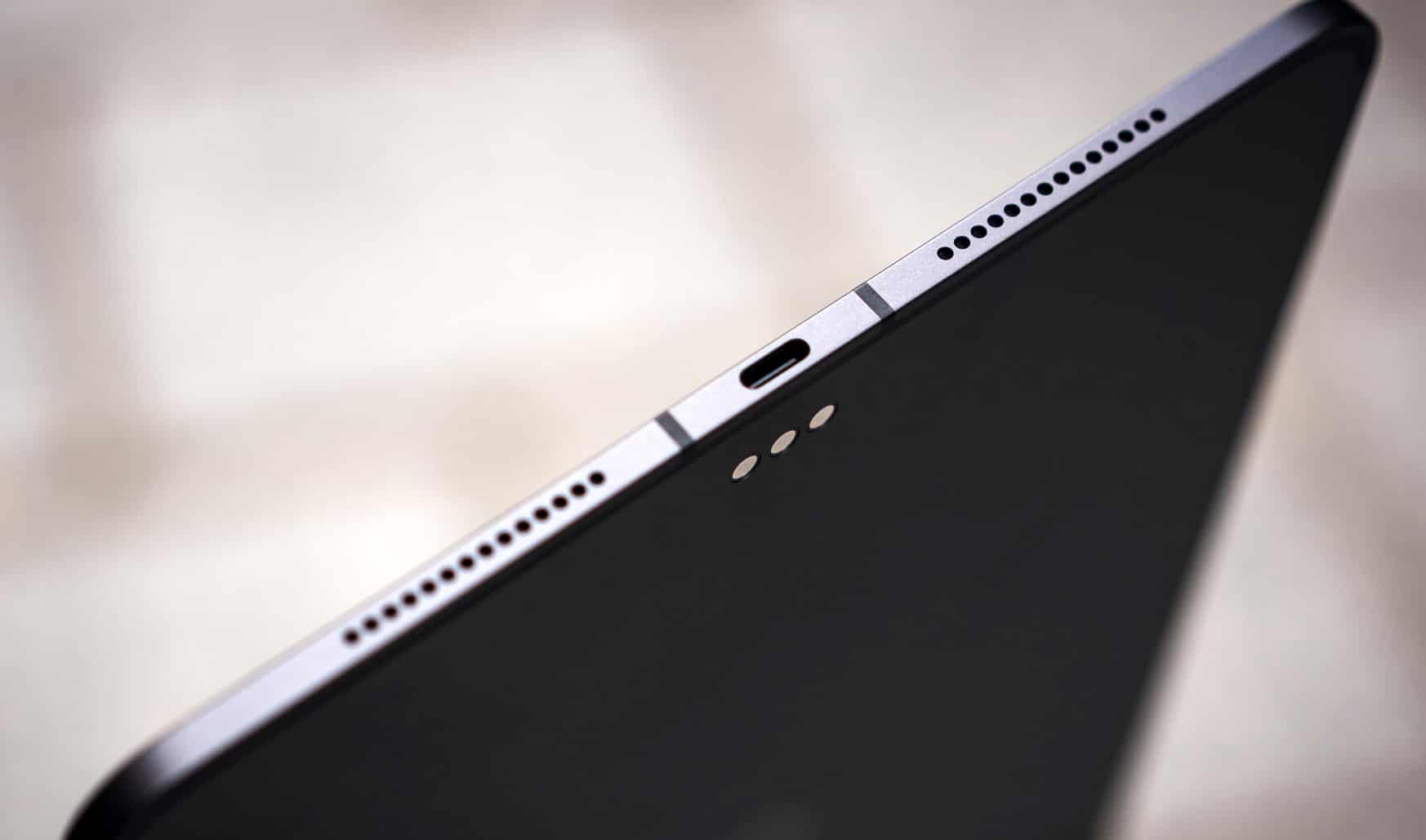 iPad Pro M5 connectique