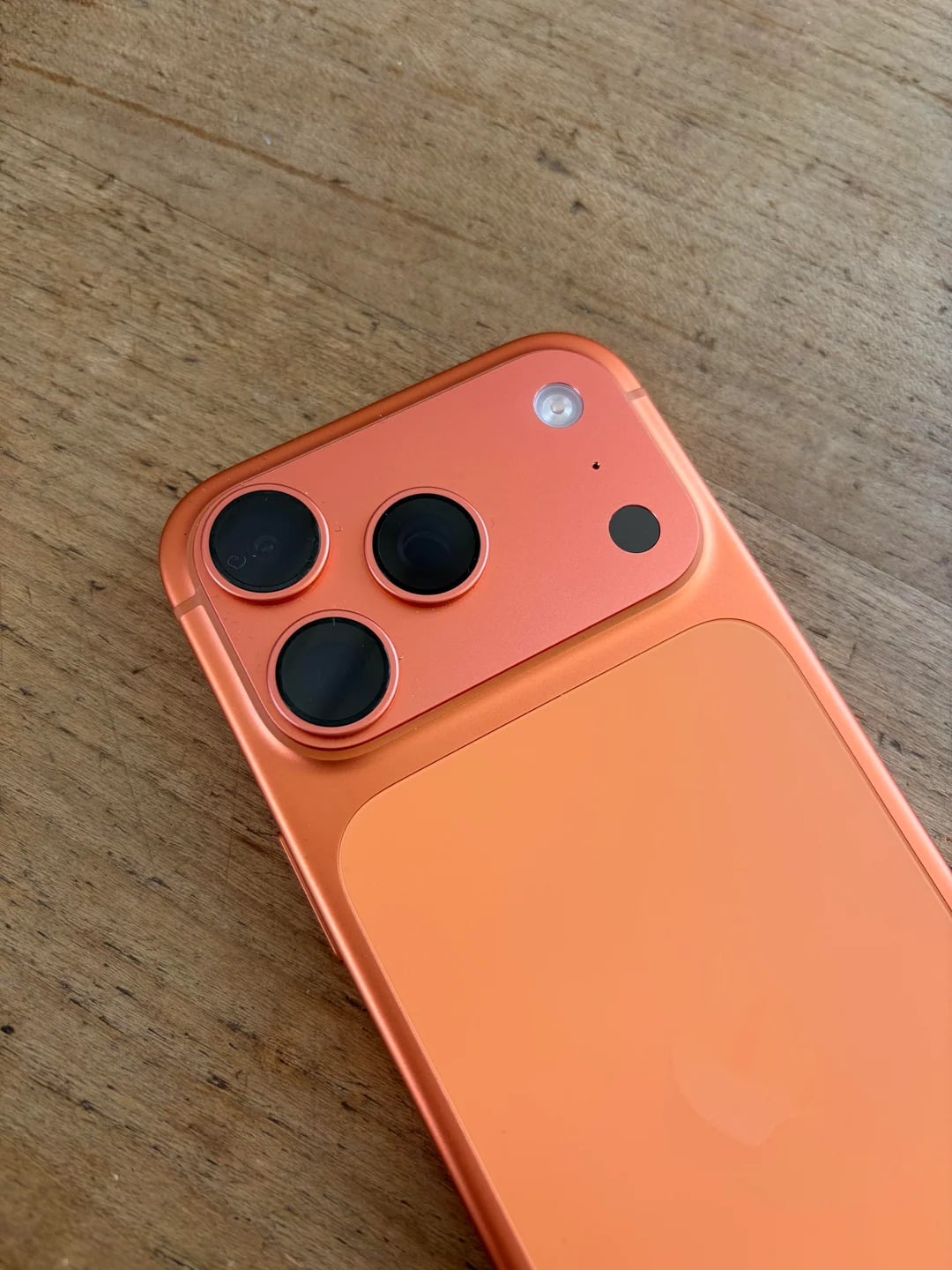 iPhone 17 pro rose