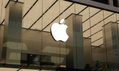 Logo Apple bâtiment