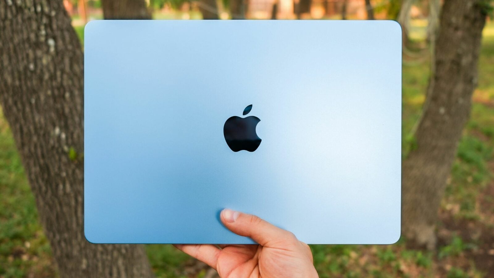 La batterie de son Mac est morte, Apple lui offre un MacBook Air M5 en dédommagement