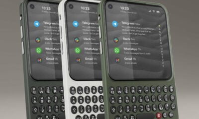 Clicks communicator smartphone blackberry